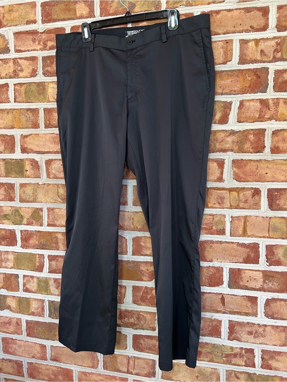 Nike Men’s golf dri fit athletic Pants - Flat Front. 36 x 30